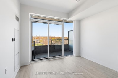 Unit 811 — 2088 James Street — photo 4