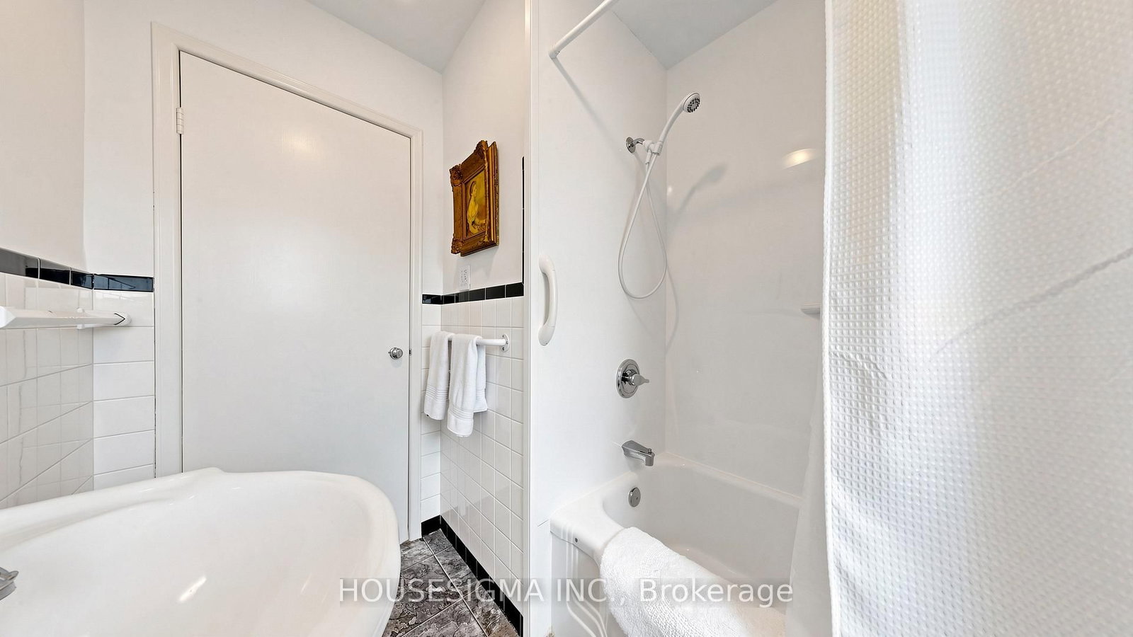 824 Brant Street, Unit 9 - Photo 19