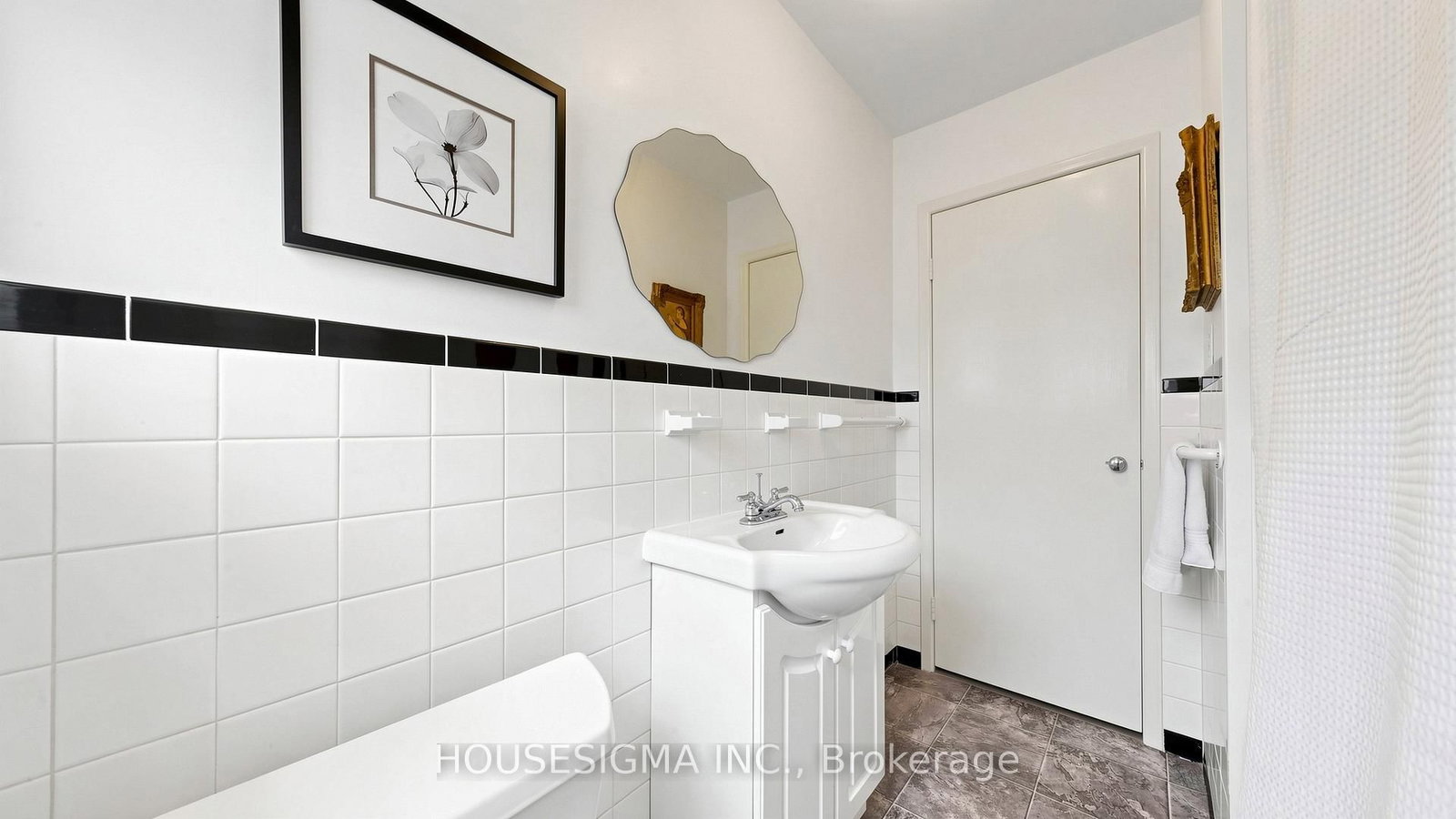 824 Brant Street, Unit 9 - Photo 20