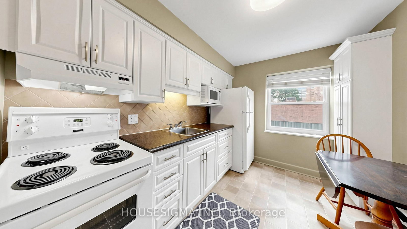 824 Brant Street, Unit 9 - Photo 9