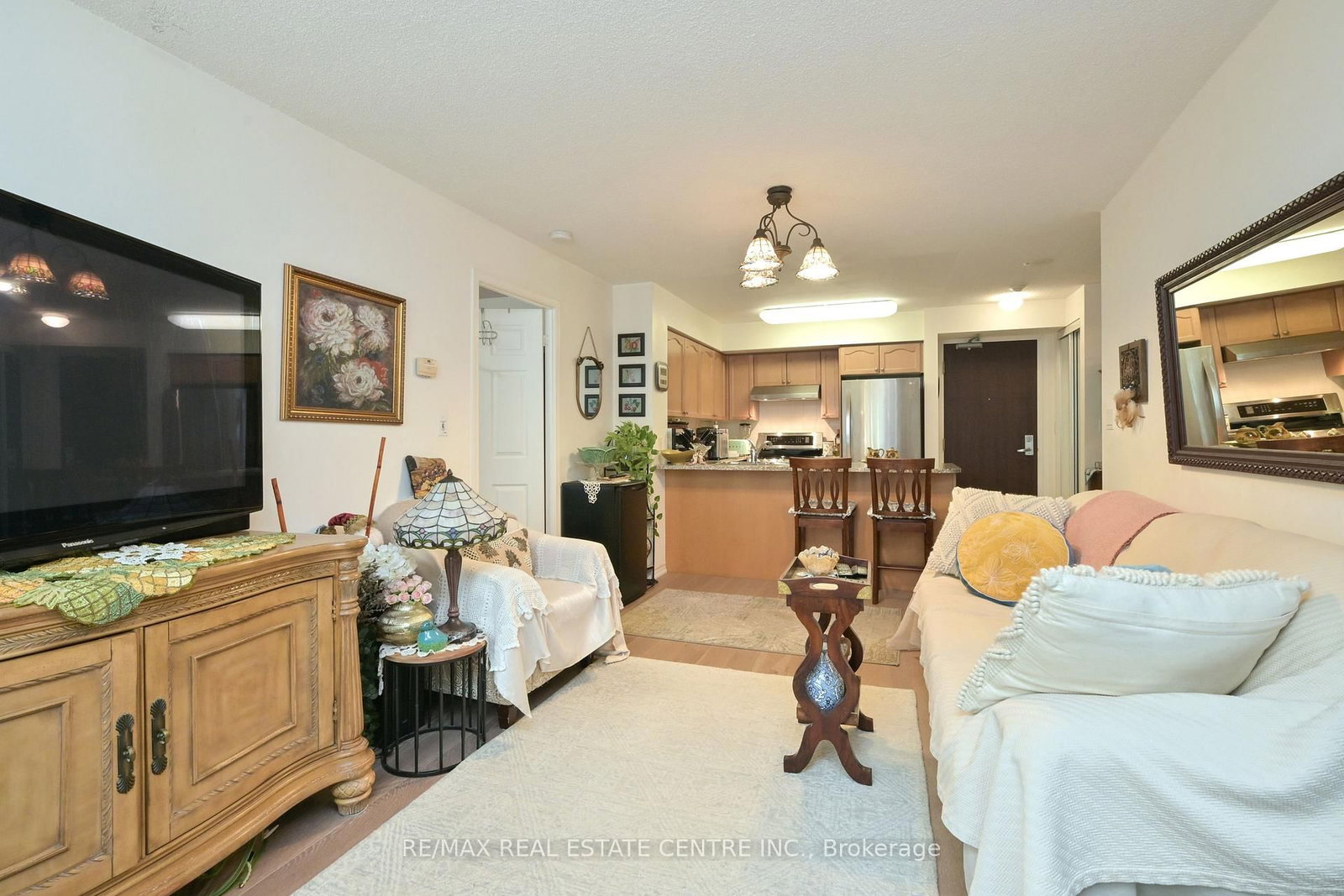 335 Rathburn Road W, Unit 1108 - Photo 9