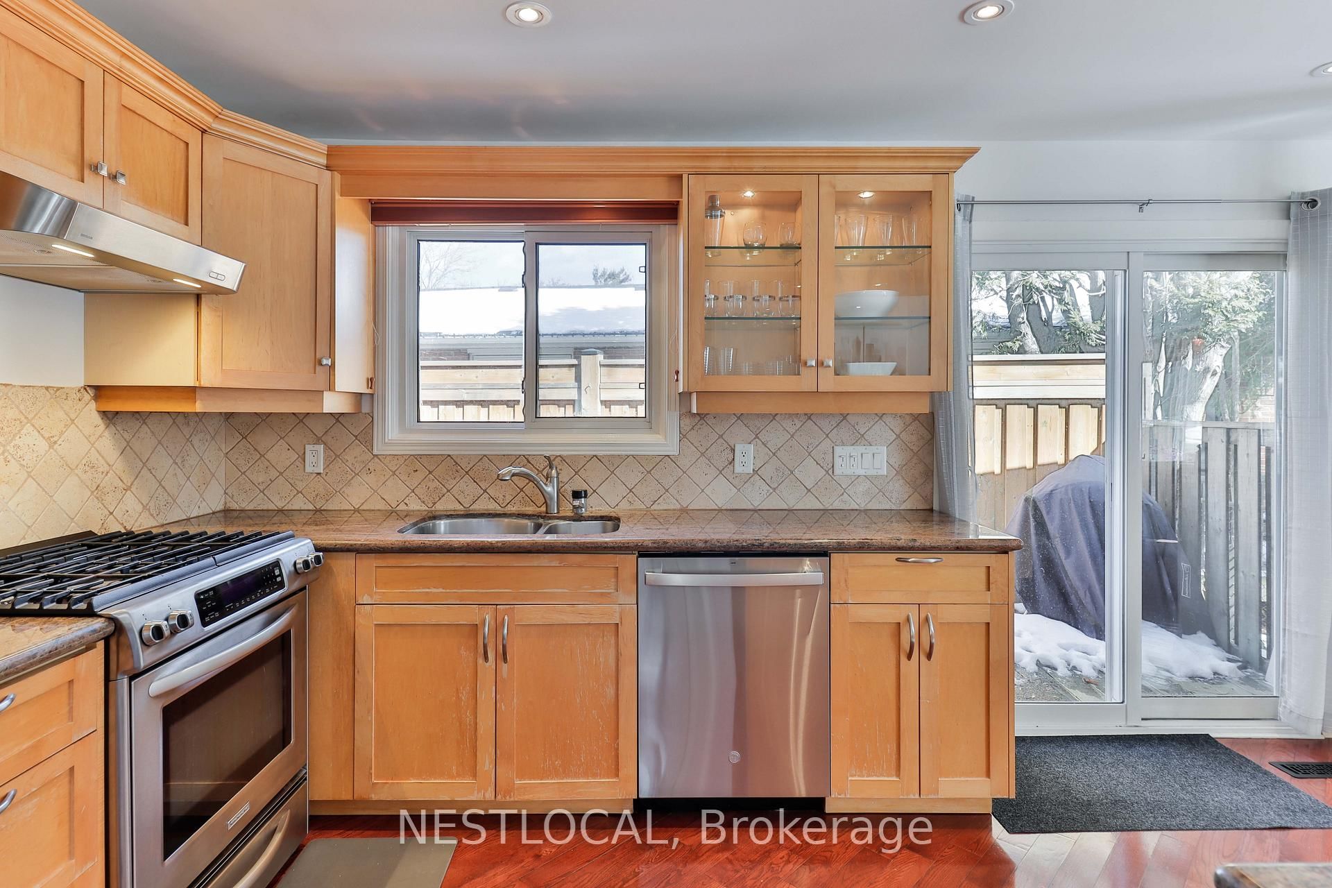 1286 Landfair Crescent