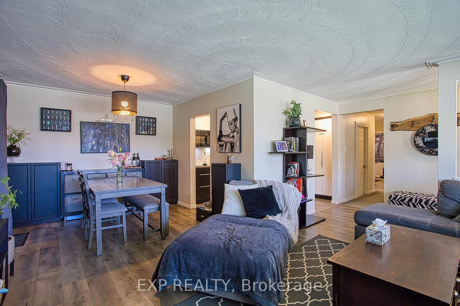 2387 Cyprus Avenue - Photo 6