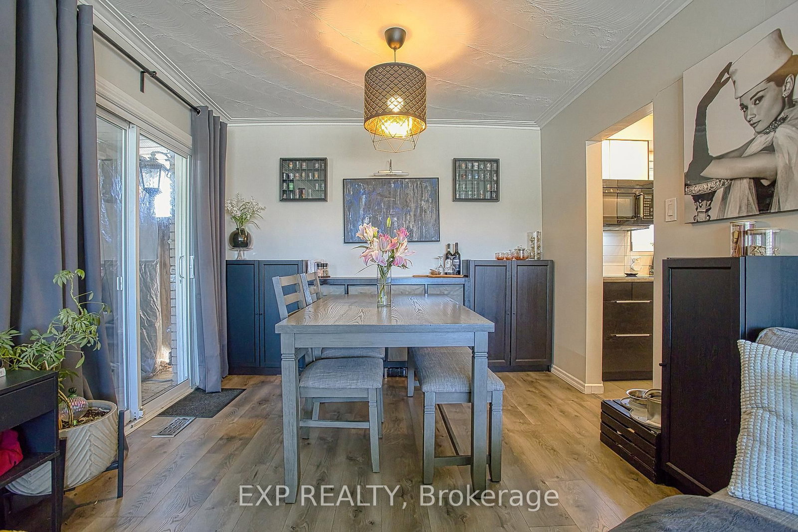 2387 Cyprus Avenue - Photo 8