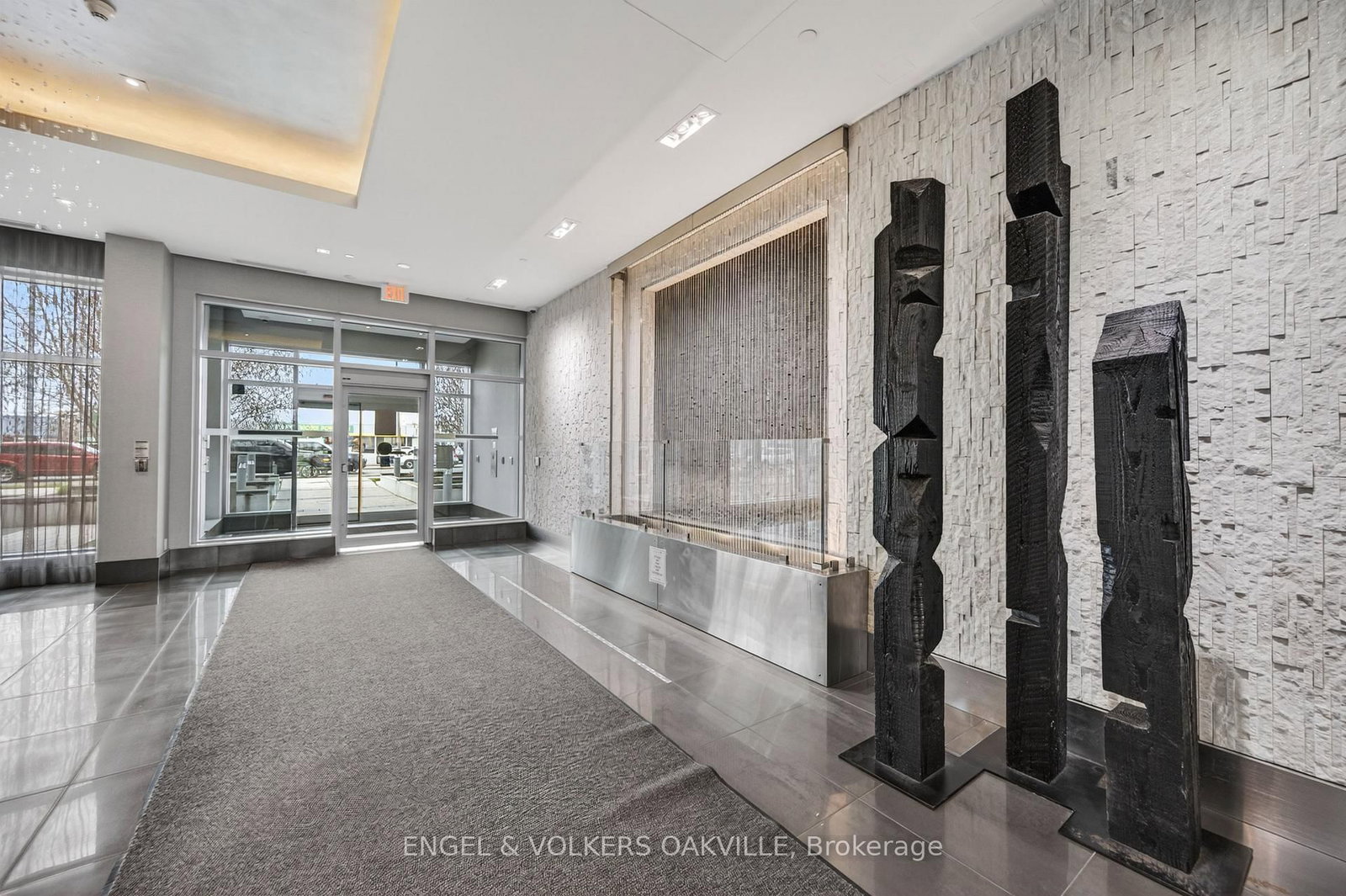 65 Speers Road, Unit 515 - Photo 3