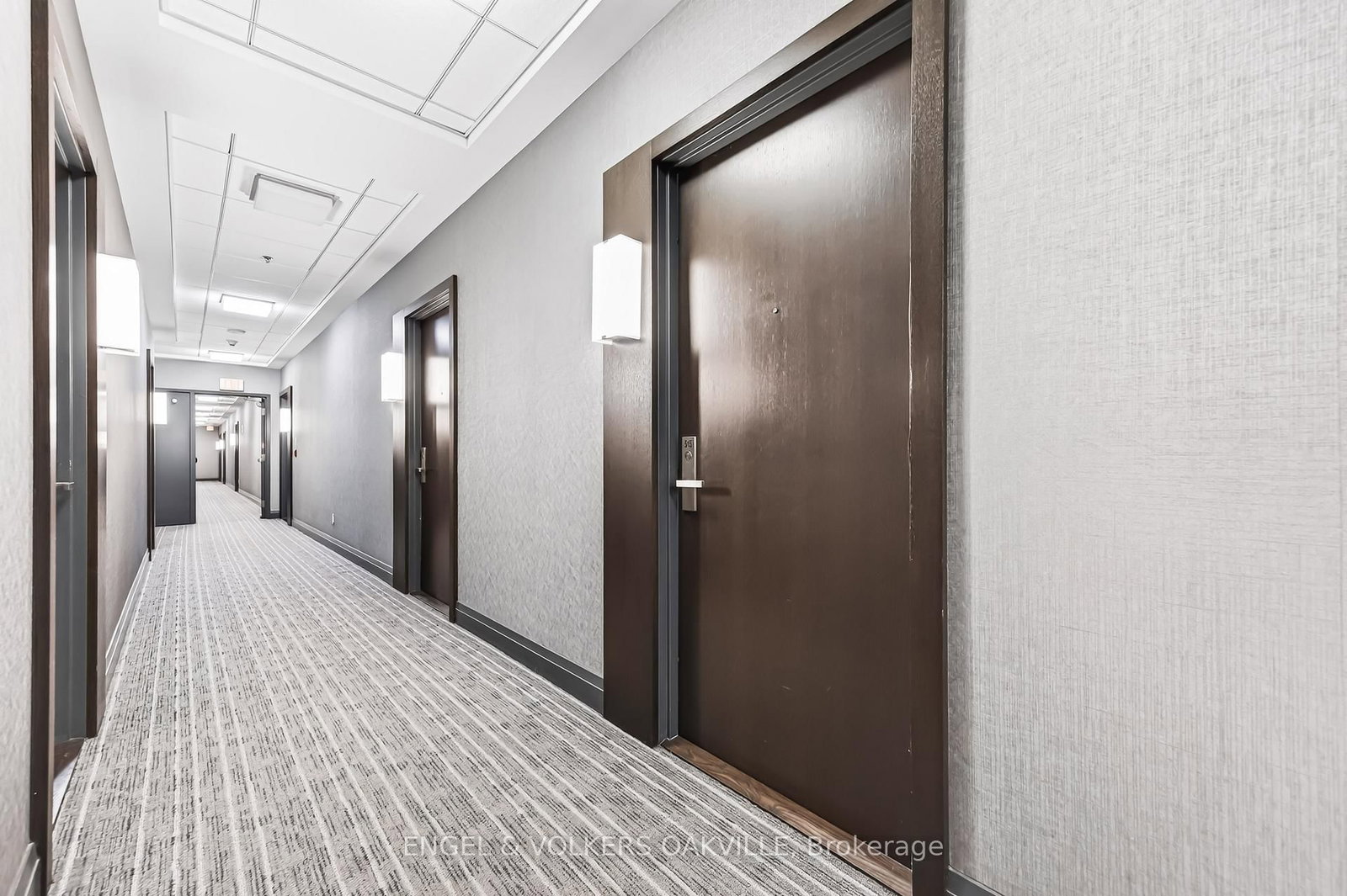 65 Speers Road, Unit 515 - Photo 4