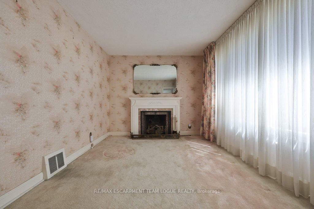 1930 Keele Street - Photo 5