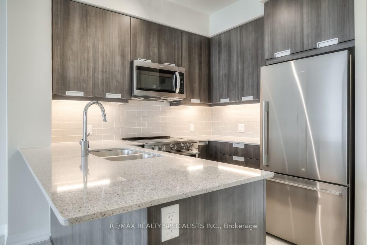35 Watergarden Drive, Unit 1520 - Photo 10