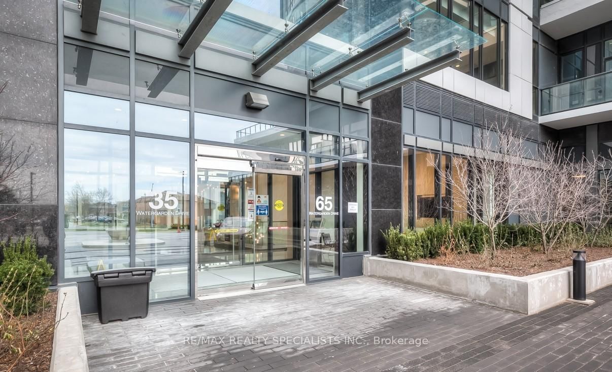 35 Watergarden Drive, Unit 1520 - Photo 2