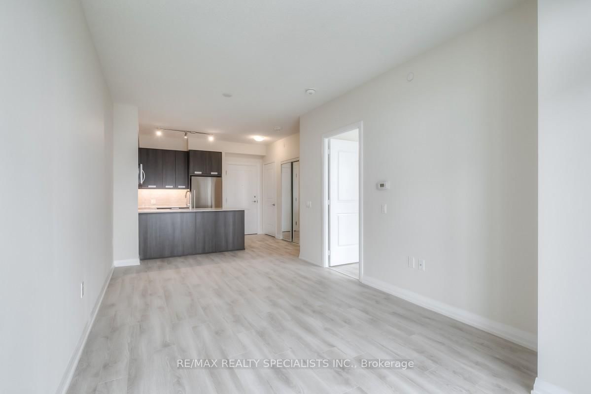 35 Watergarden Drive, Unit 1520 - Photo 7