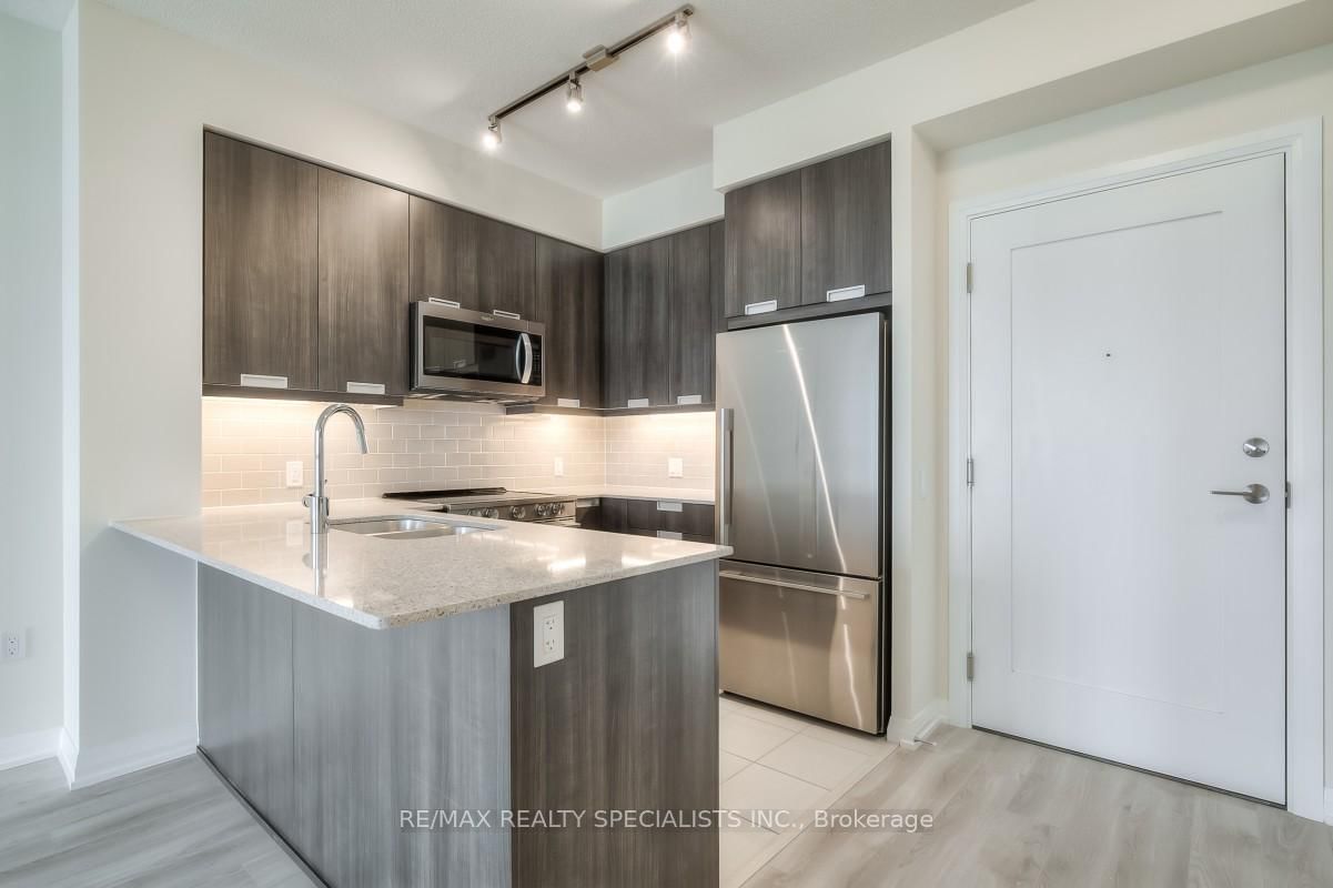 35 Watergarden Drive, Unit 1520 - Photo 9