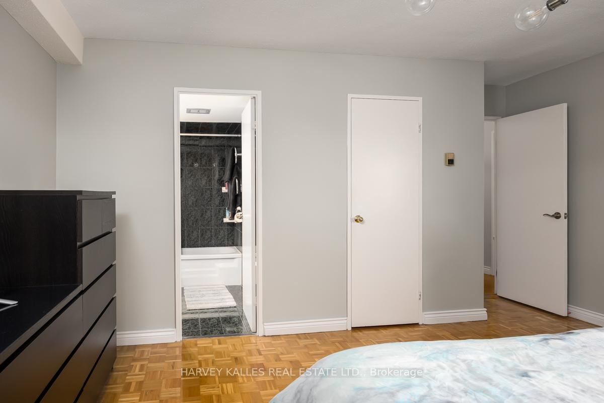 155 Marlee Avenue, Unit 2002 - Photo 13