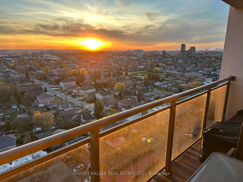 2002 - 155 Marlee Ave, Toronto, M6B 4B5 | Image 3