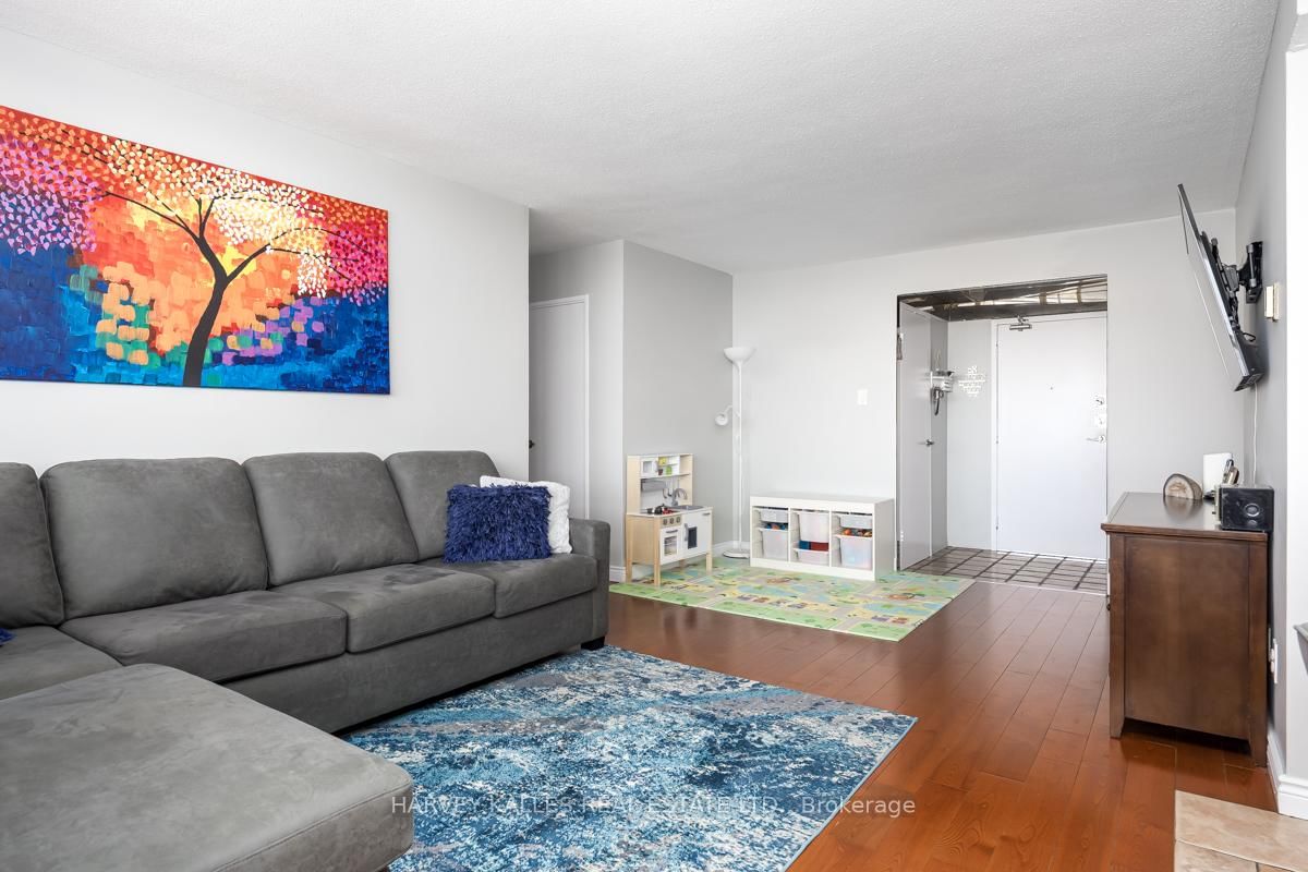 155 Marlee Avenue, Unit 2002 - Photo 7
