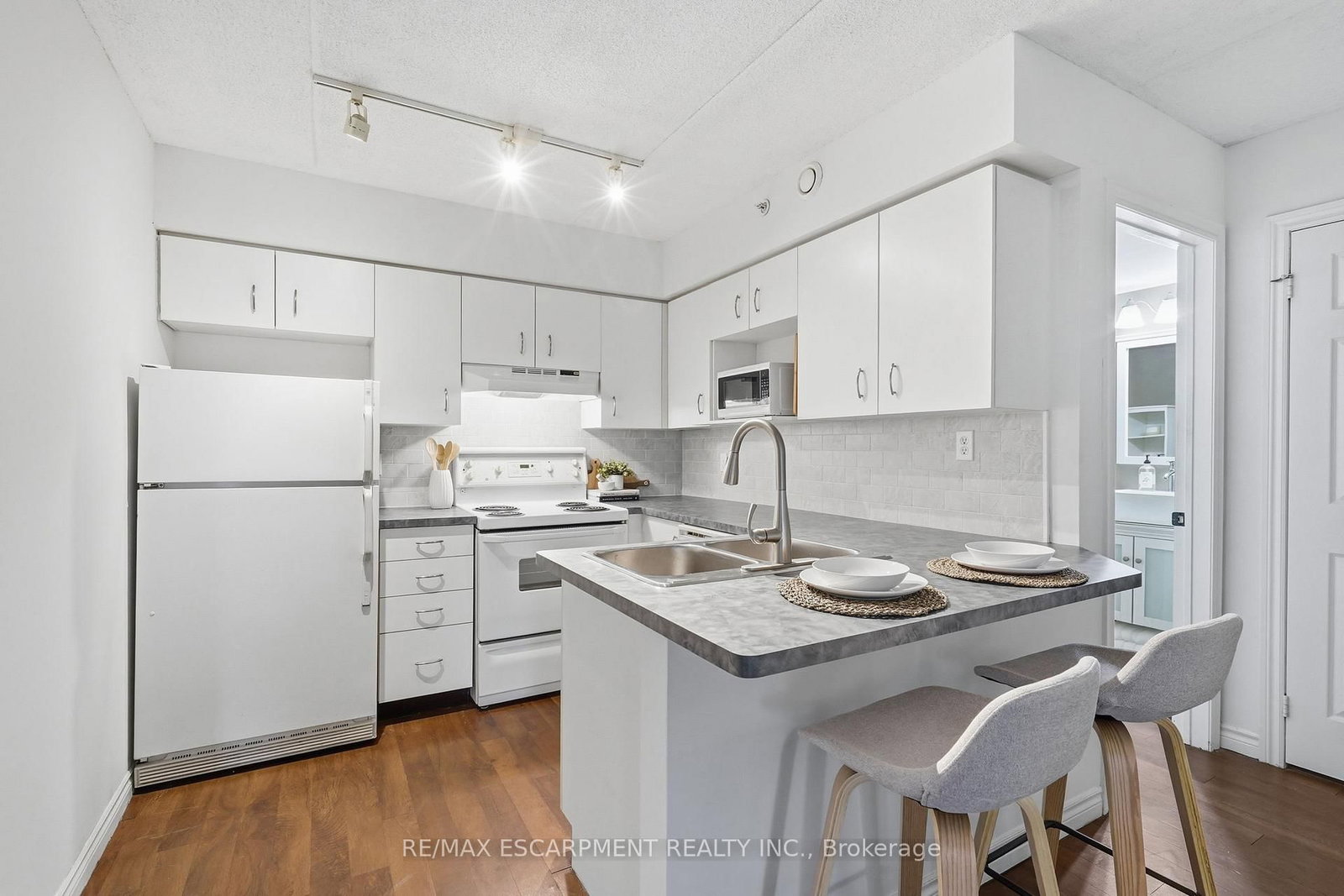 4015 Kilmer Drive, Unit 308 - Photo 12