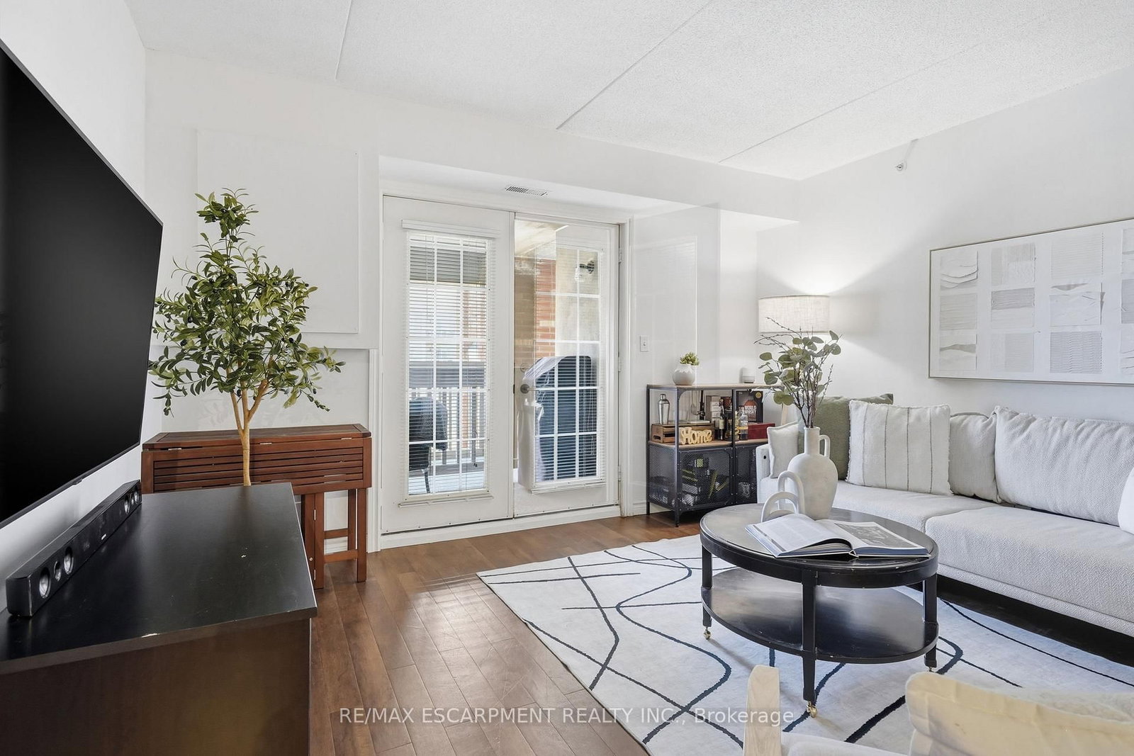 4015 Kilmer Drive, Unit 308 - Photo 8