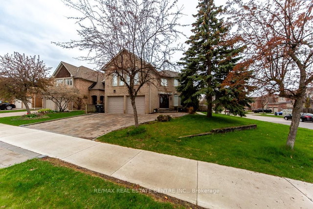 Upper - 6842 Forest Park Drive