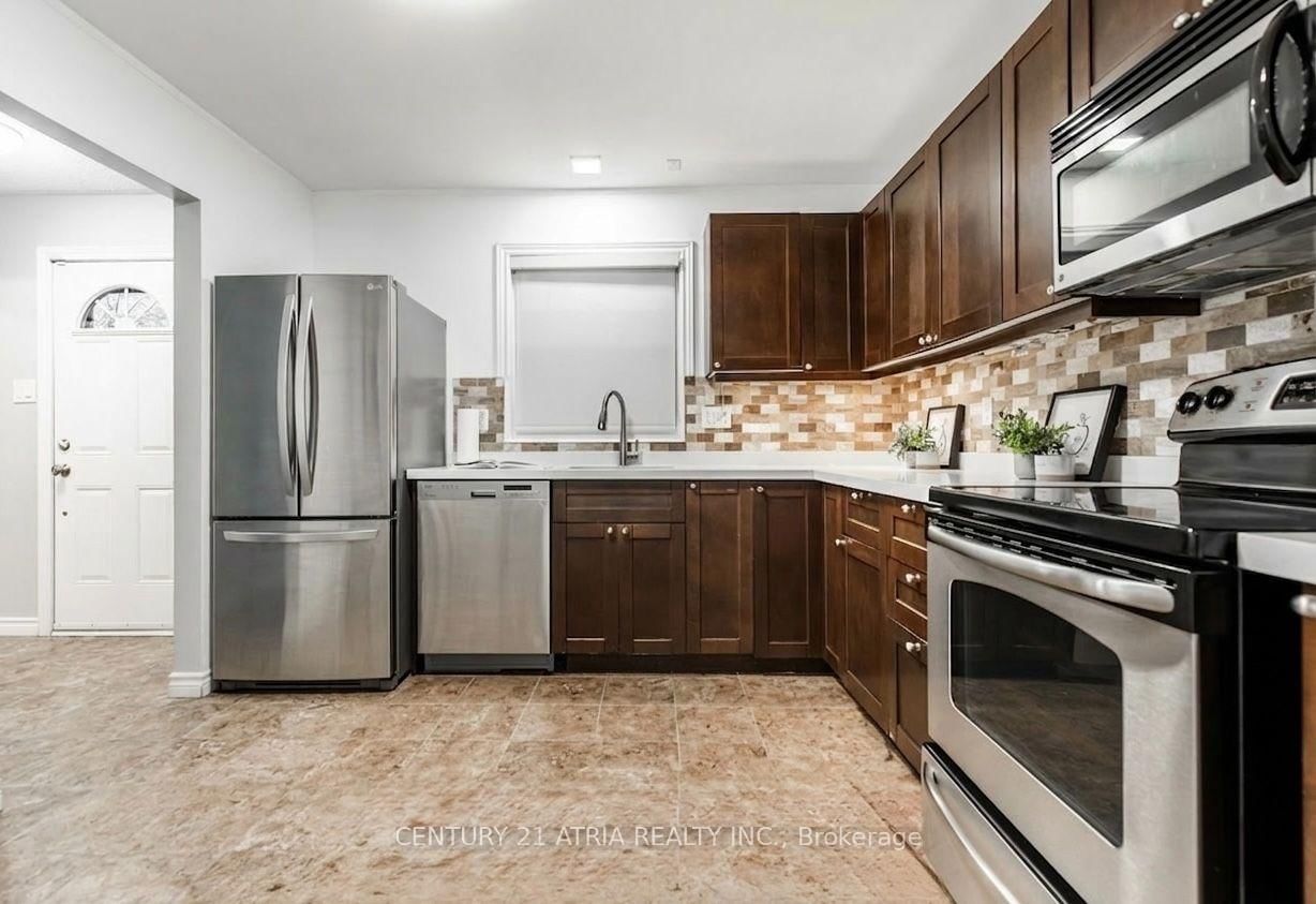 2825 Gananoque Drive • #41 • Mississauga, ON photo 5