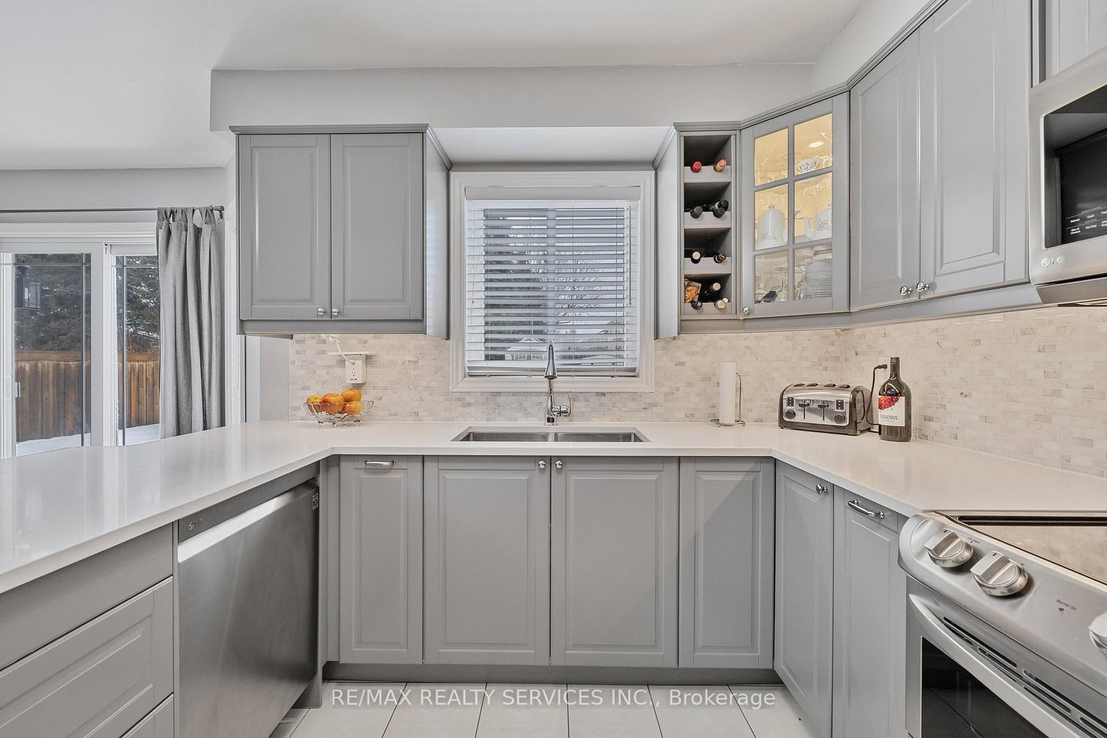 24 Royal Valley Drive - Photo 14