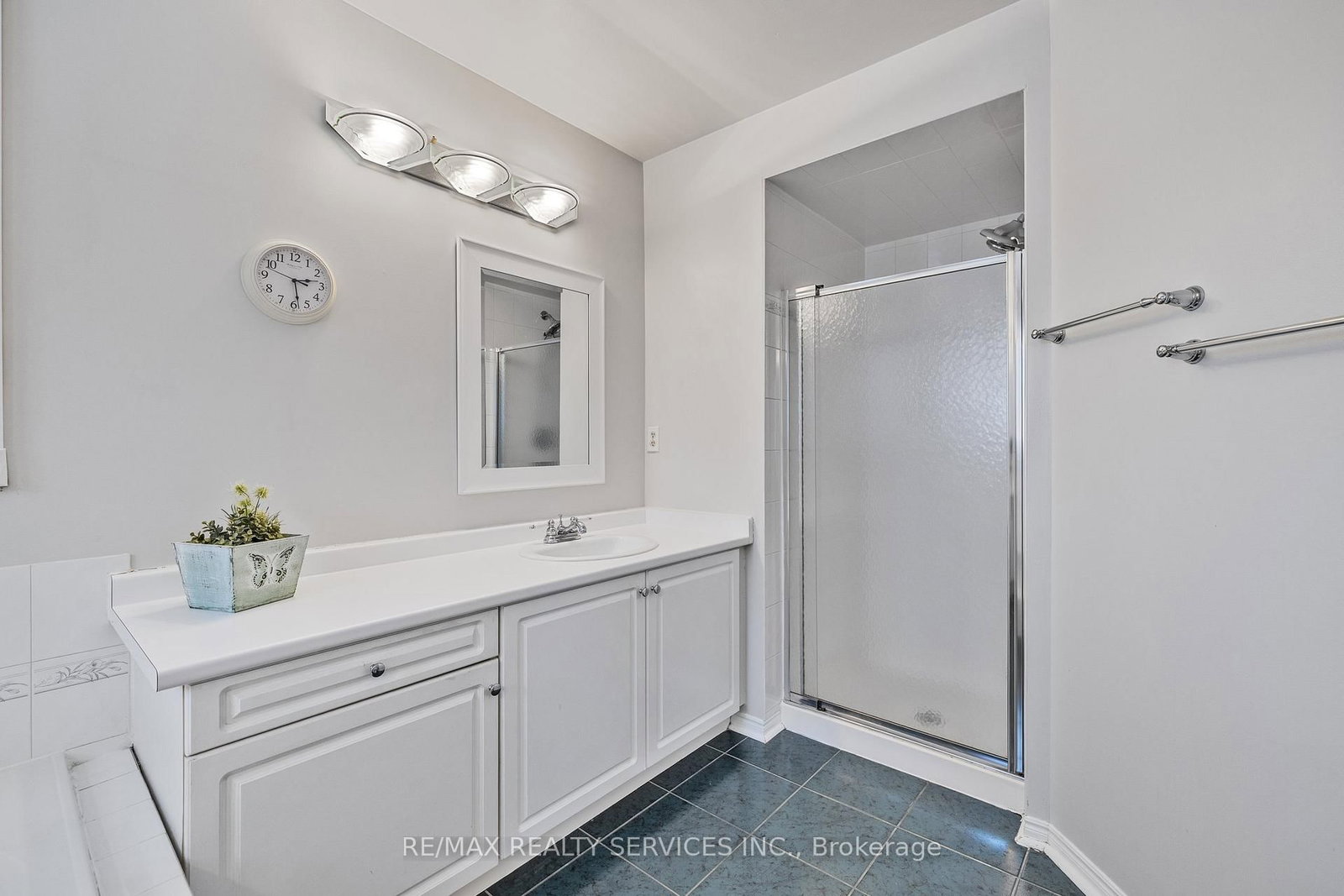 24 Royal Valley Drive - Photo 32