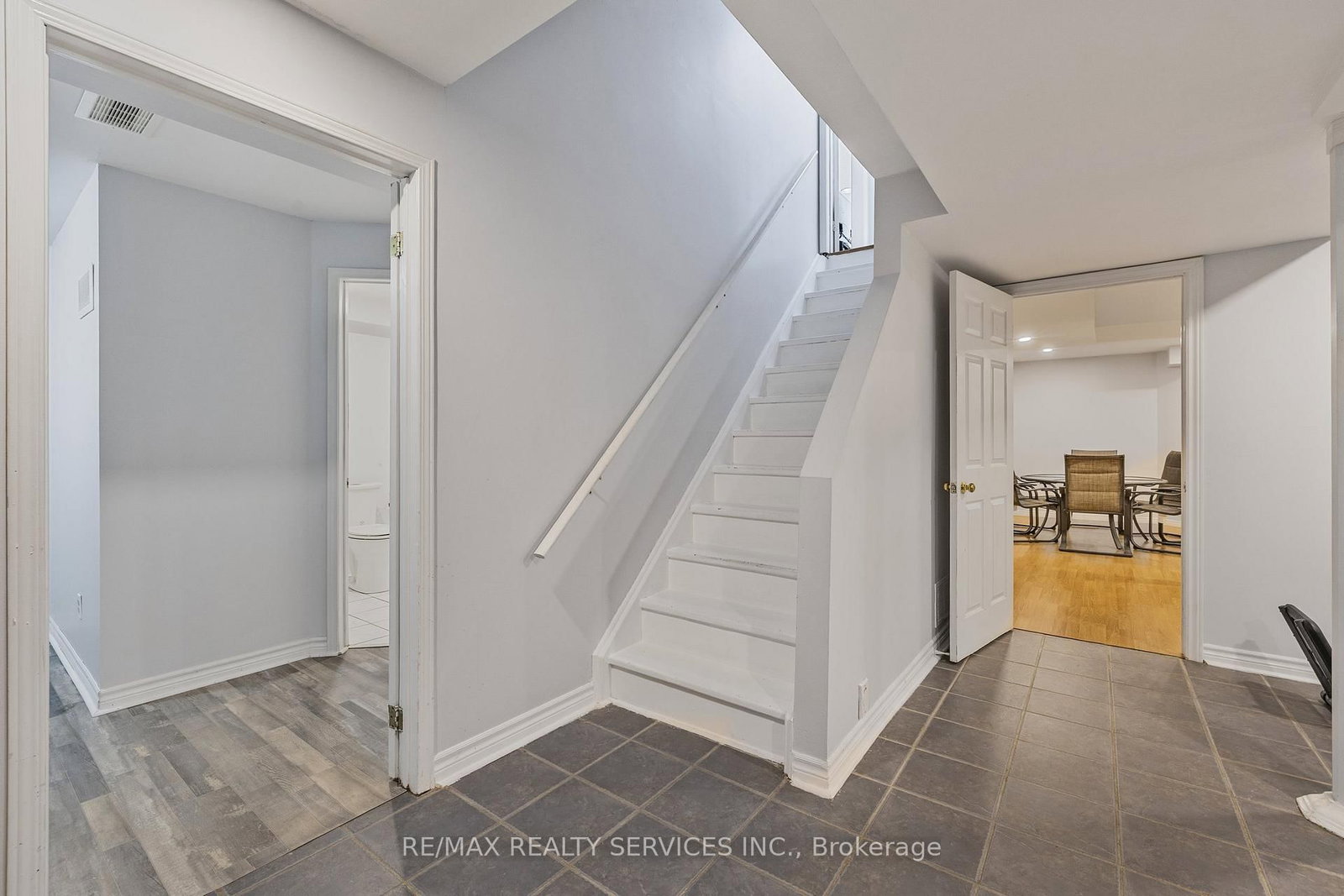 24 Royal Valley Drive - Photo 34