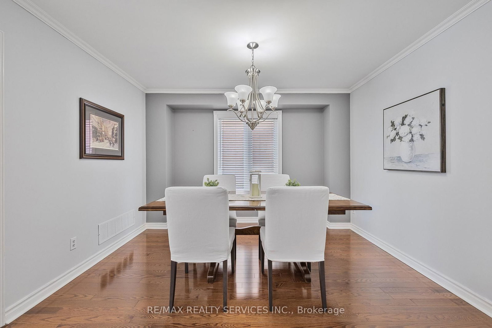 24 Royal Valley Drive - Photo 8