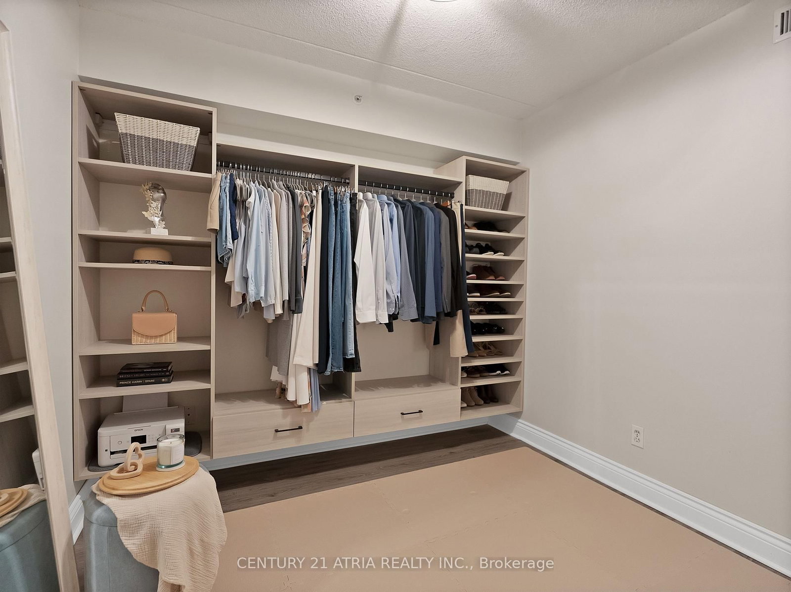 4015 Kilmer Drive, Unit 305 - Photo 16