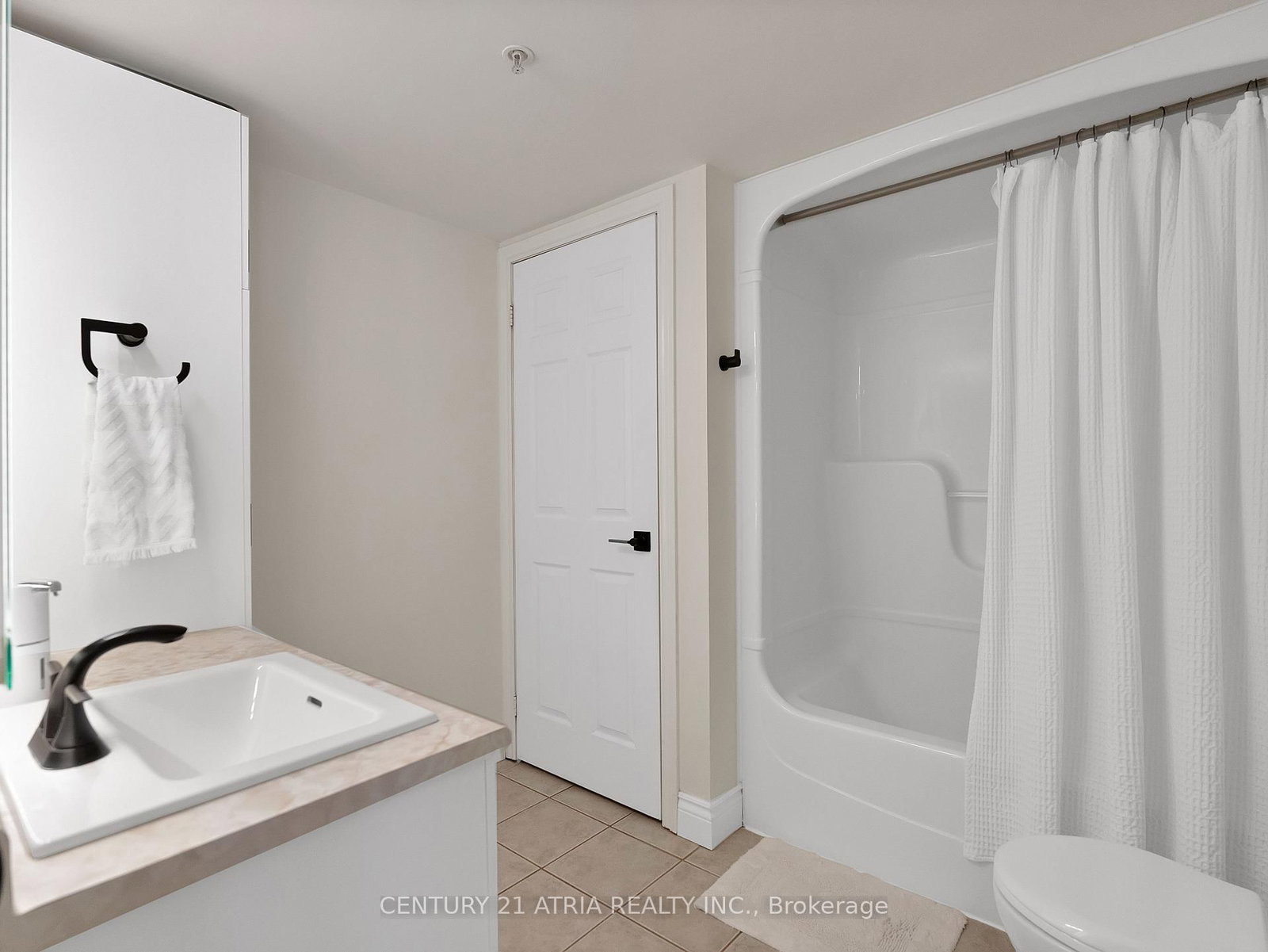 4015 Kilmer Drive, Unit 305 - Photo 18