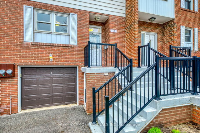 18 - 17 Centennial Park Road