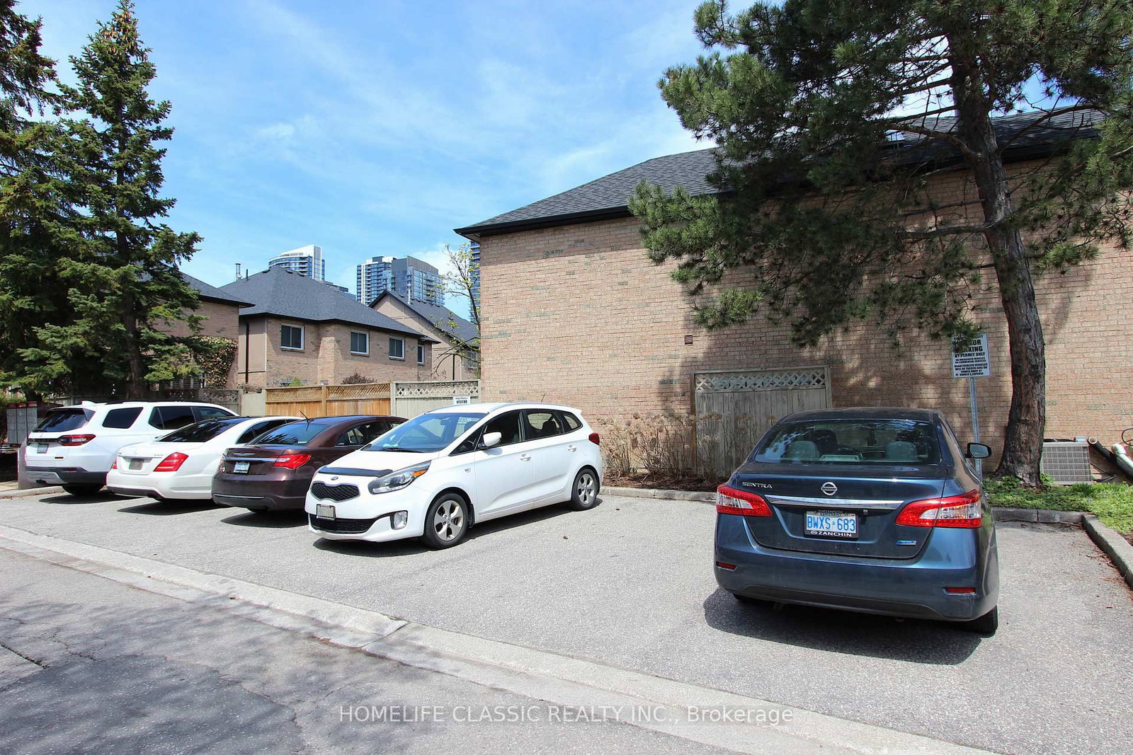 4635 Regents Terrace • #51 • Mississauga, ON photo 3