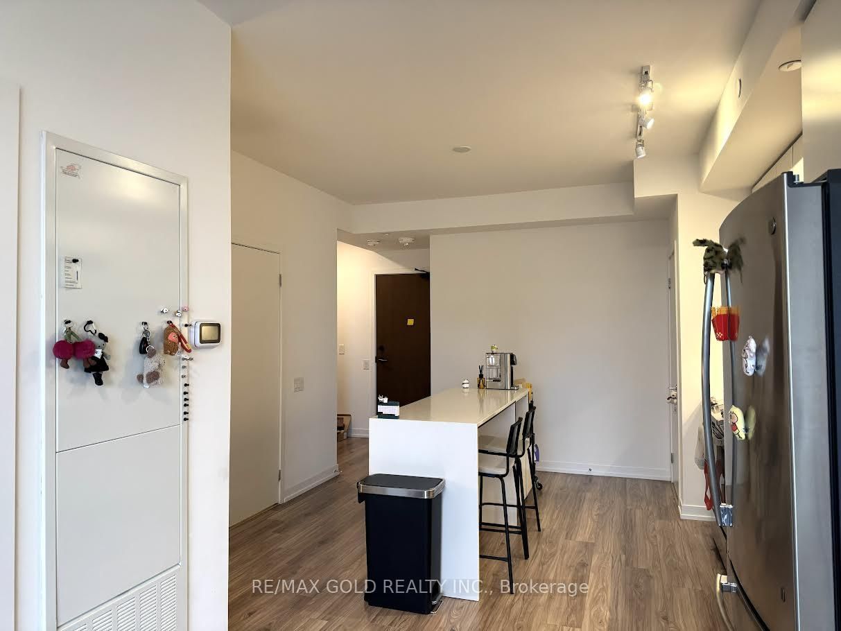 4065 Confederation Parkway, Unit 3711 - Photo 4