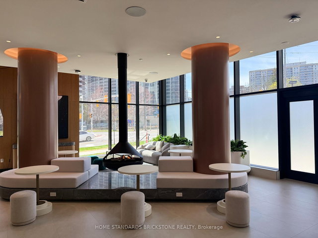 2501 - 60 Central Park Roadway