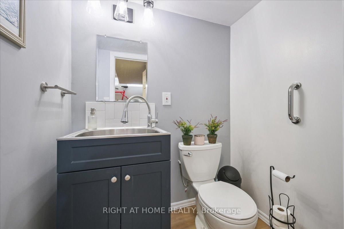 101 The Queensway, Unit TH 2 - Photo 23
