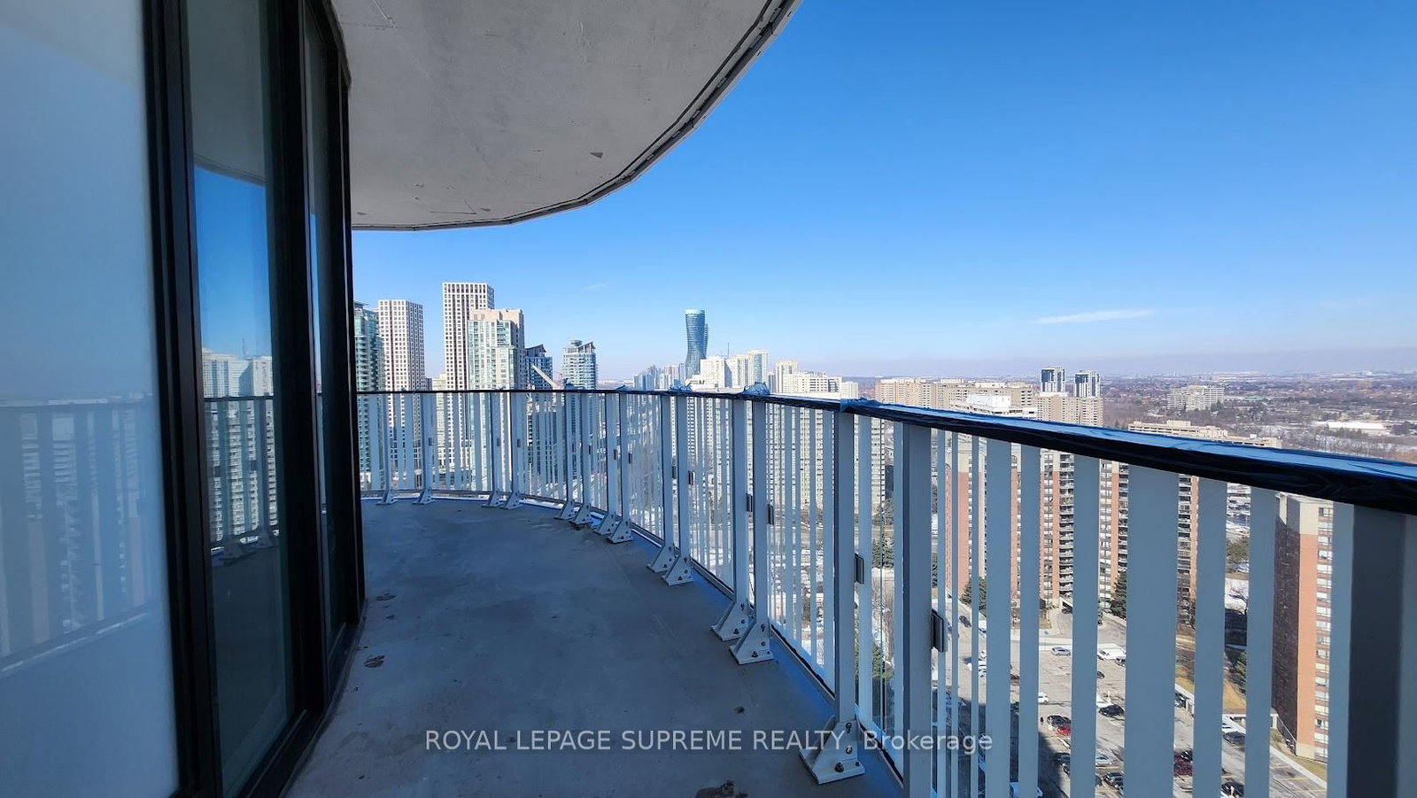 1 Fairview Road E, Unit 2204 - Photo 4
