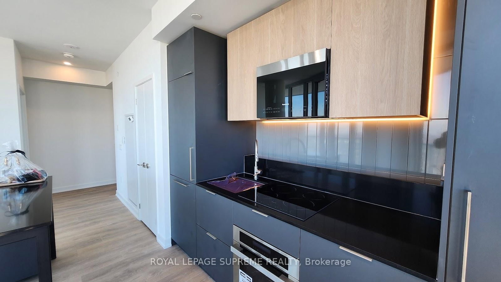 1 Fairview Road E, Unit 2204 - Photo 6