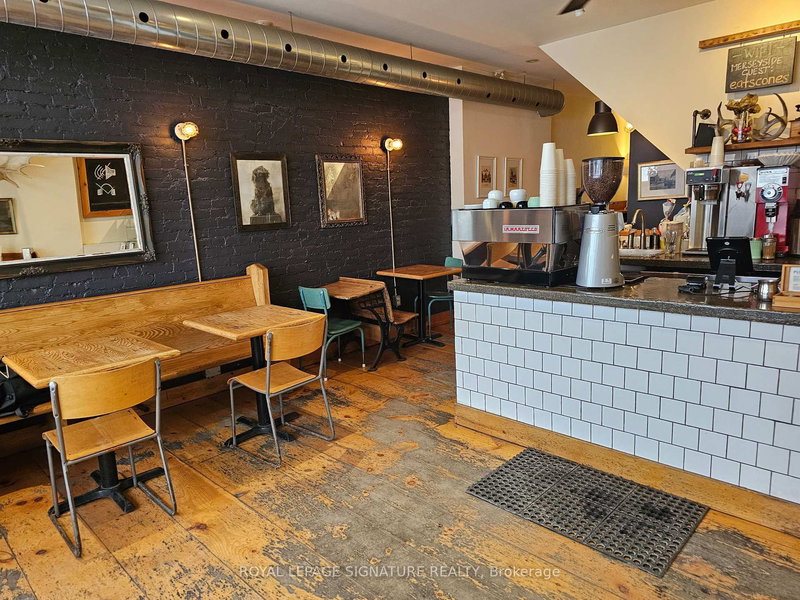2413 Dundas St W, Toronto, M6P 1X3 | Image 3
