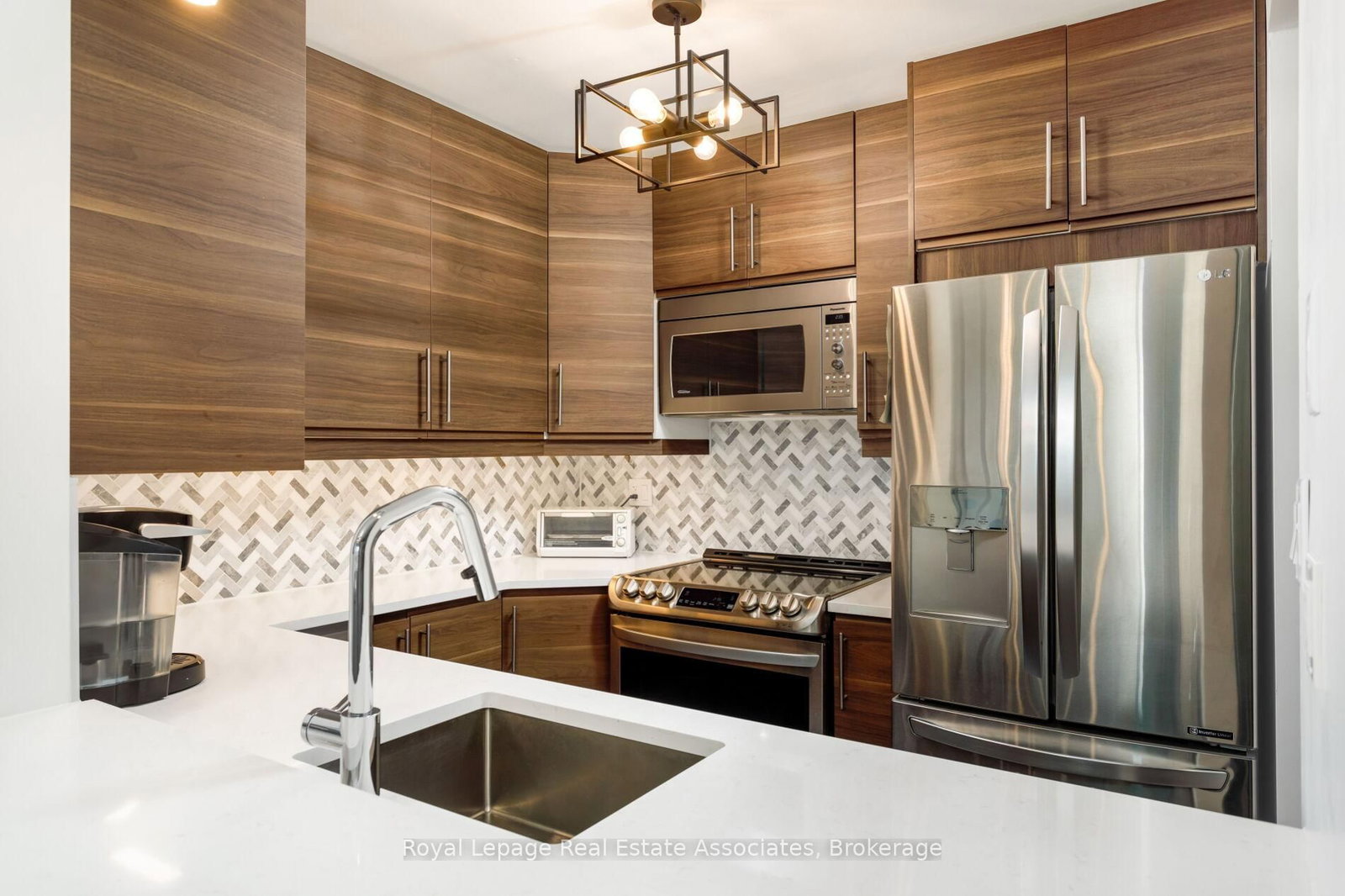Condo for sale at 349-24 Southport Street, Toronto, Ontario, M6S 4Z1 - High Park-Swansea - MLS: W13058822