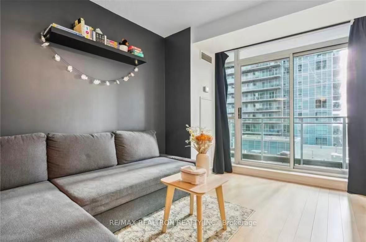 185 Legion Road N, Unit 710 - Photo 9