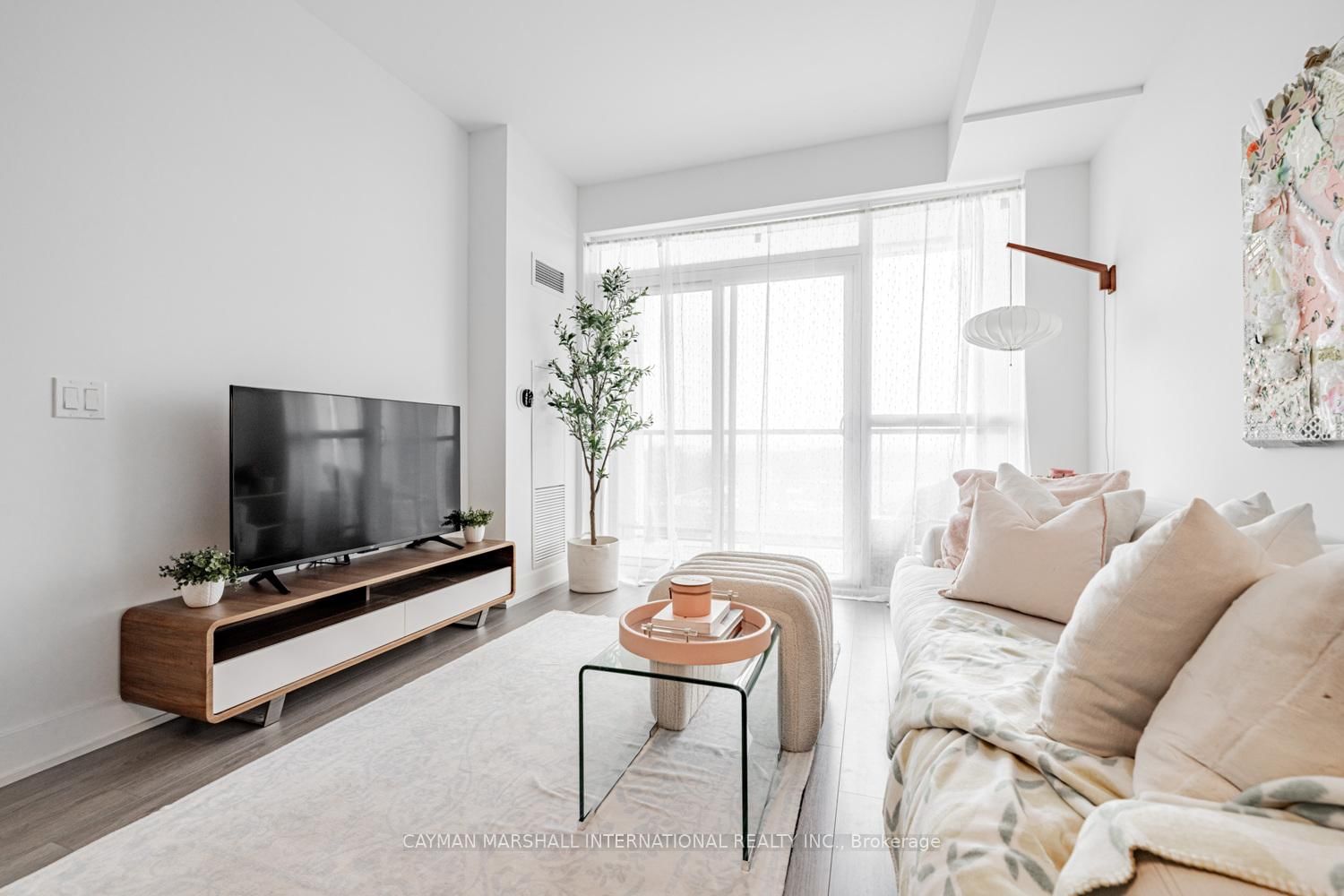 50 George Butchart Drive, Unit 524