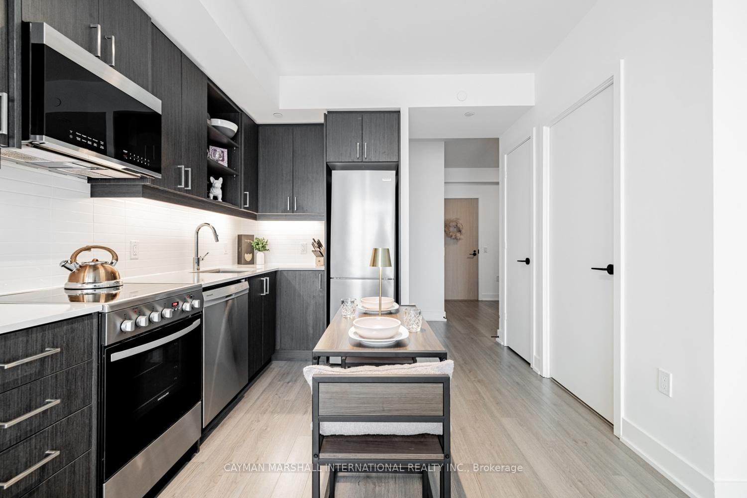 50 George Butchart Drive, Unit 524 - Photo 4