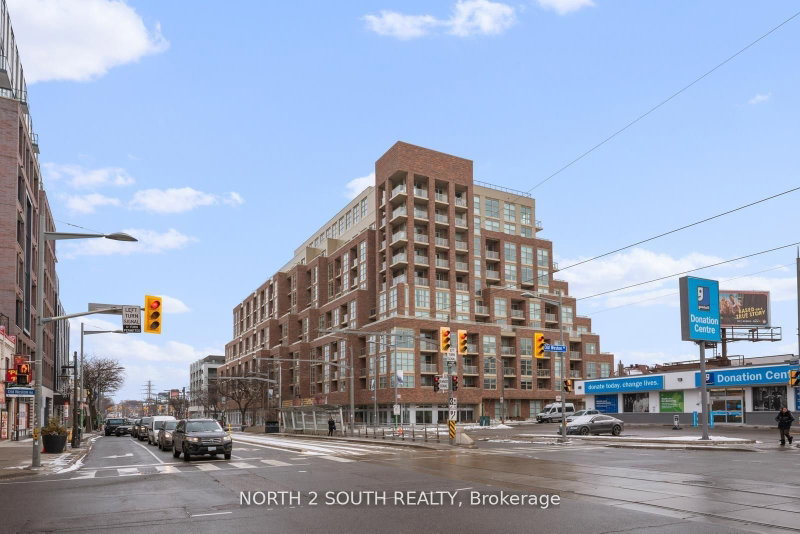 213 - 1787 St Clair Avenue W