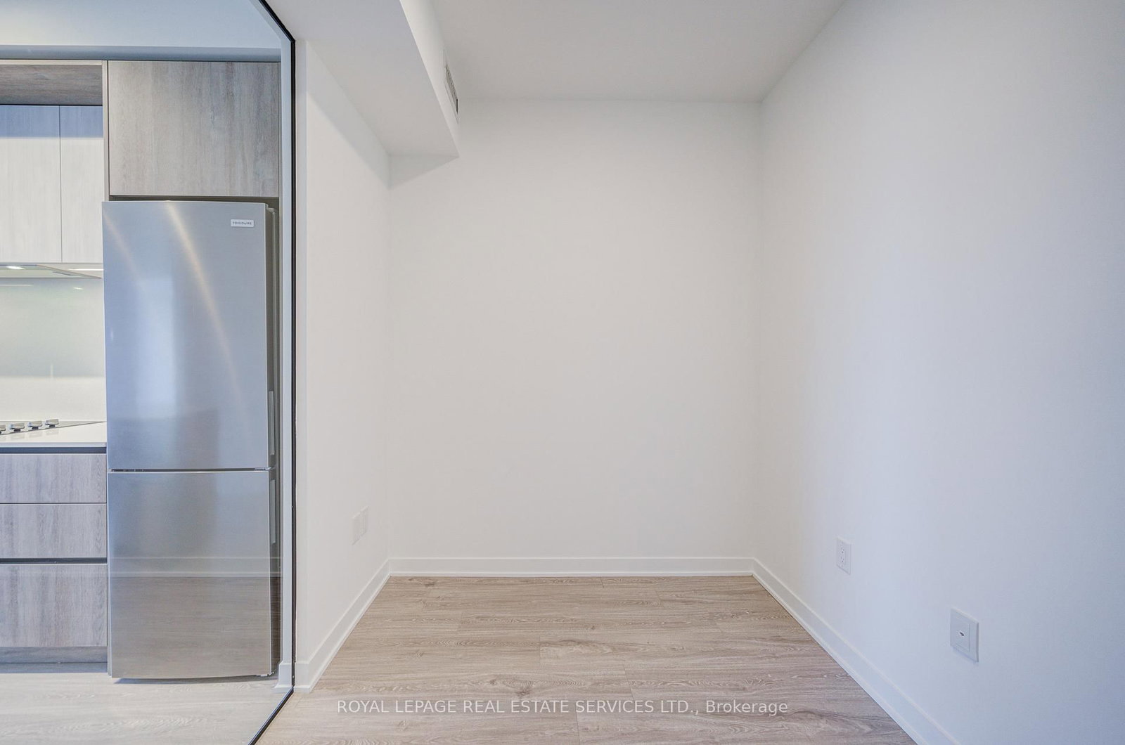 2495 Eglinton Avenue W, Unit 1007 - Photo 30