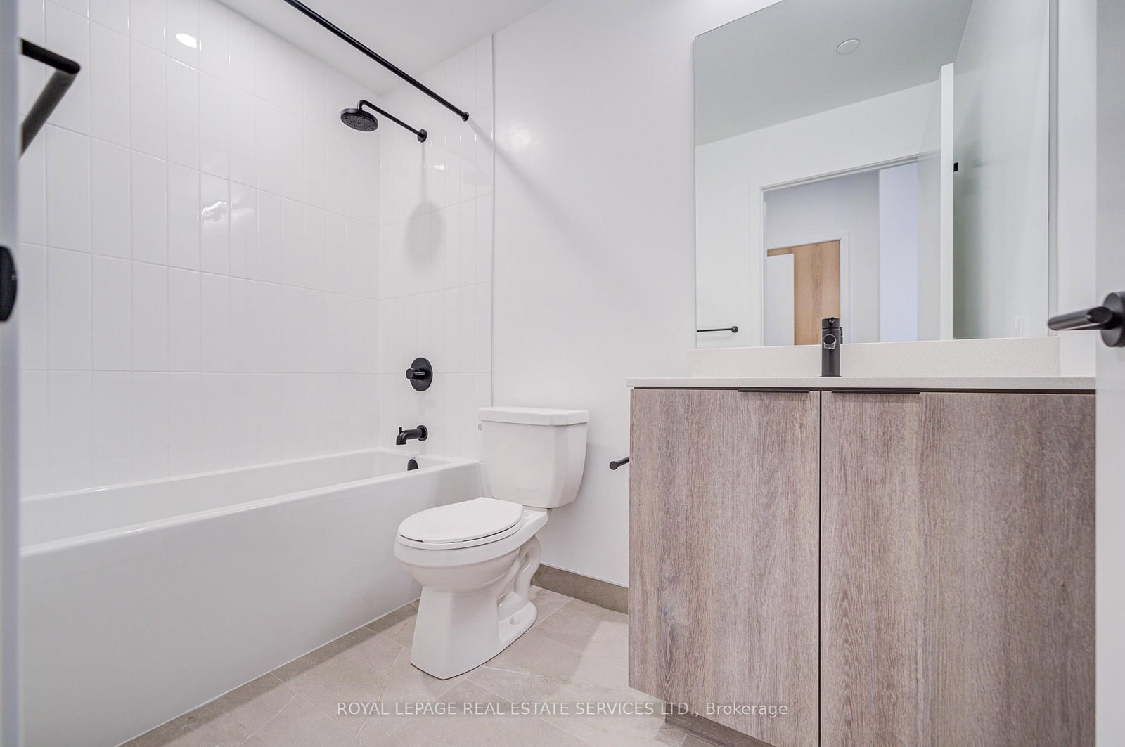2495 Eglinton Avenue W, Unit 1007 - Photo 32