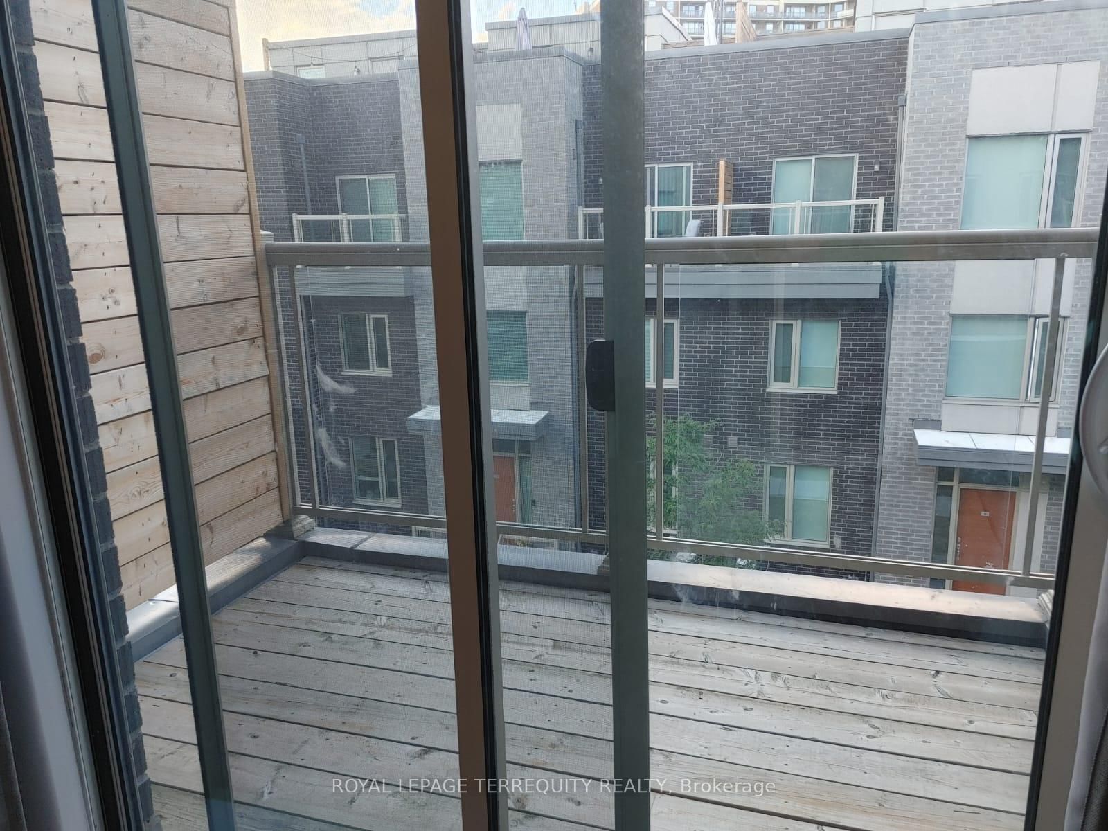 12 Applewood Lane, Unit 10 - Photo 16