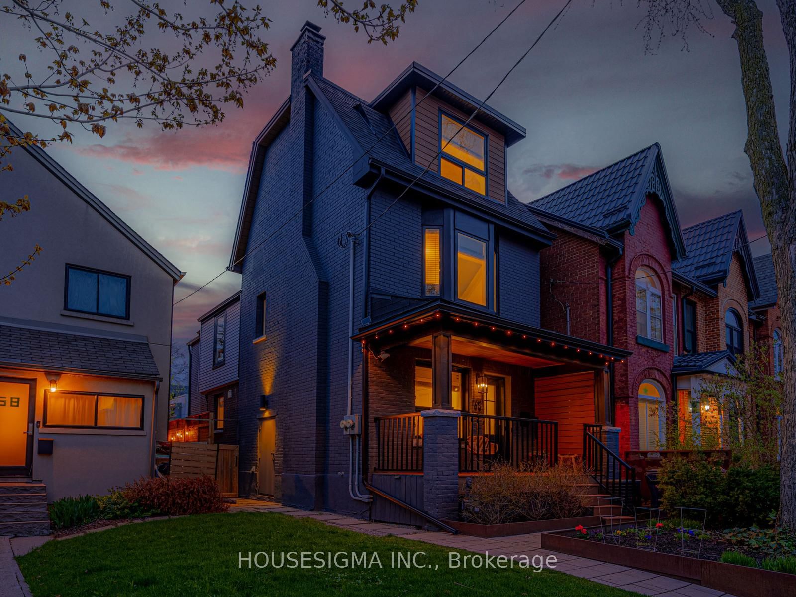 Detached House for sale at 60 Fuller Avenue, Toronto, Ontario, M6R 2C3 - Roncesvalles - MLS: W13059386
