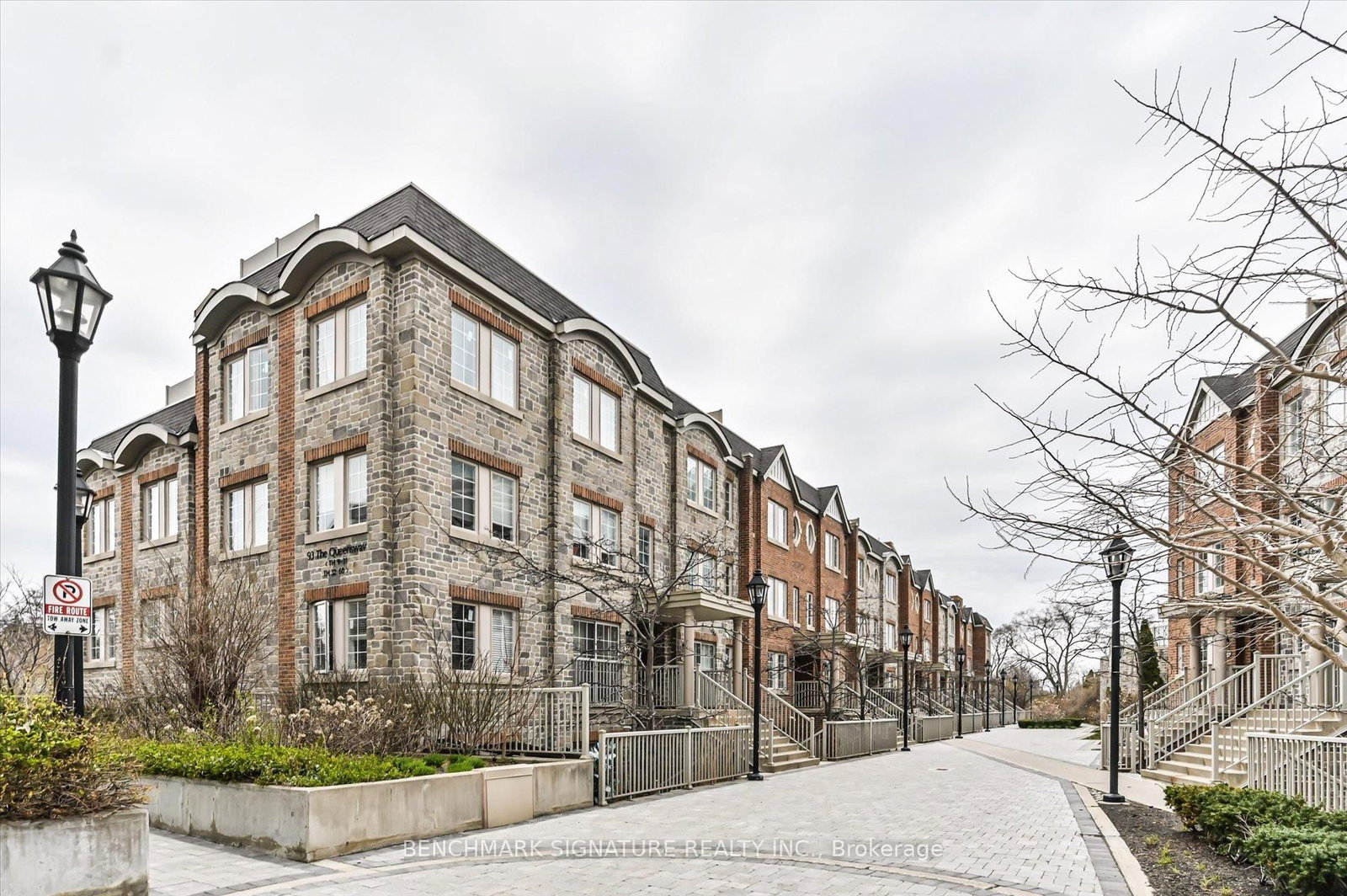 93 The Queensway Avenue, Unit TH40