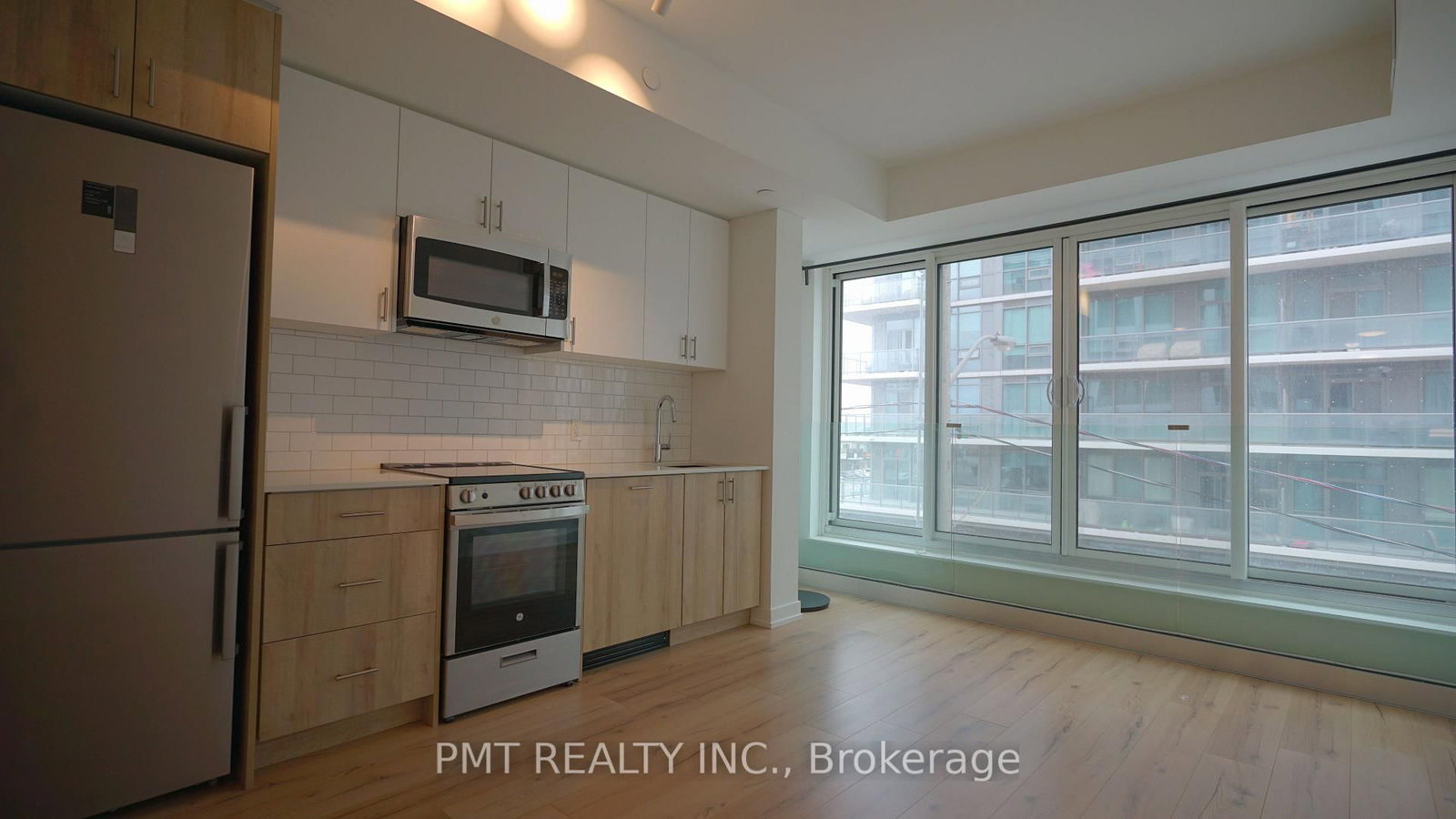 1195 The Queensway, Unit 209 - Photo 2