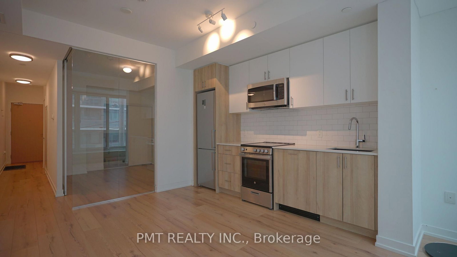 1195 The Queensway, Unit 209 - Photo 5