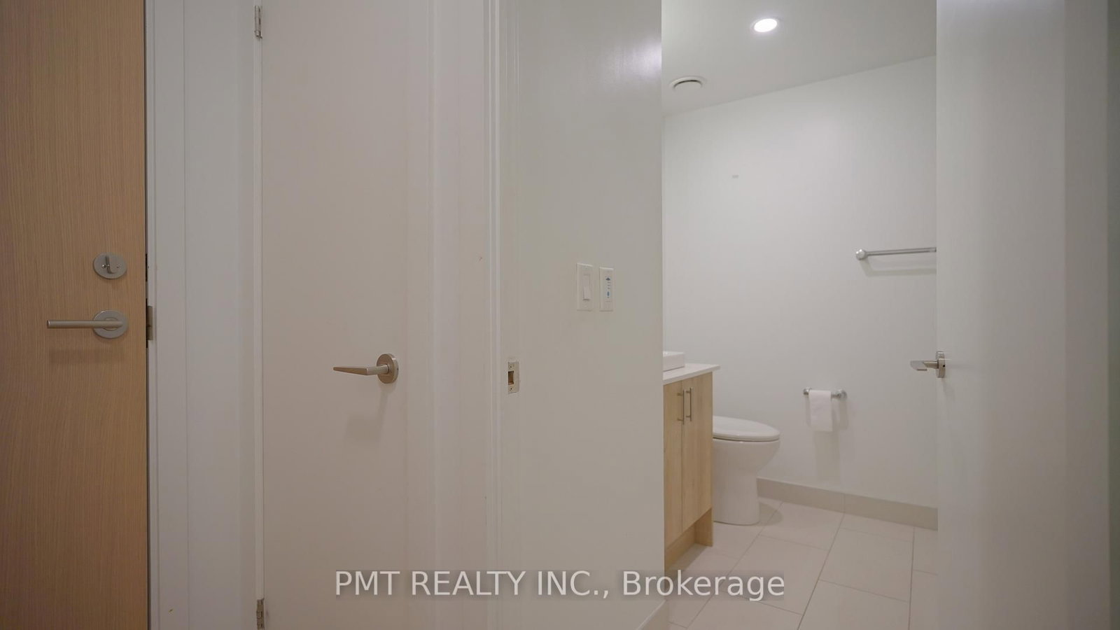 1195 The Queensway, Unit 209 - Photo 9