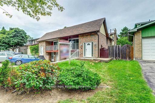 Upper Level - 7201 Joliette Cres, Mississauga, L5N 1Z2 | Image 3